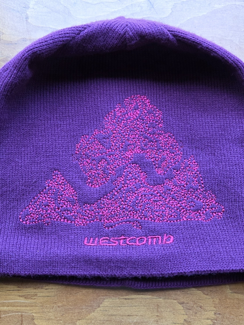 Westcomb women's hat/beanie fleece lined knit, purple and pink